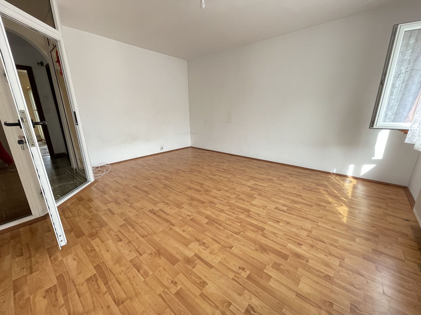 Apartament decomandat in zona Bucovina - Poză 3