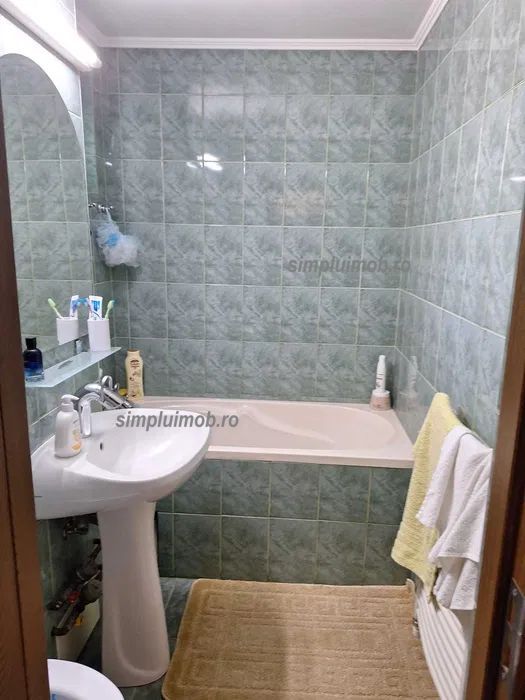Apartament Spatios Mobilat Renovat Aproape de Metrou N.Grigorescu - Poză 7