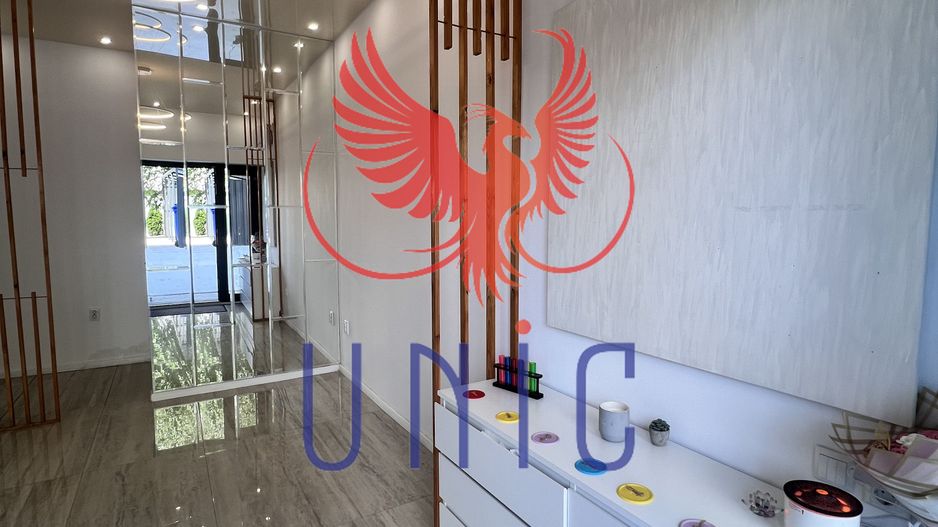 Camera cu baie, parter, bloc nou - Poză 7