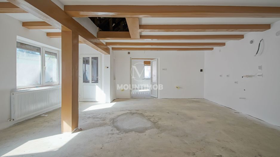 Casa 80 mp cu potential, curte proprie 446 mp renovatala interior - Poză 3