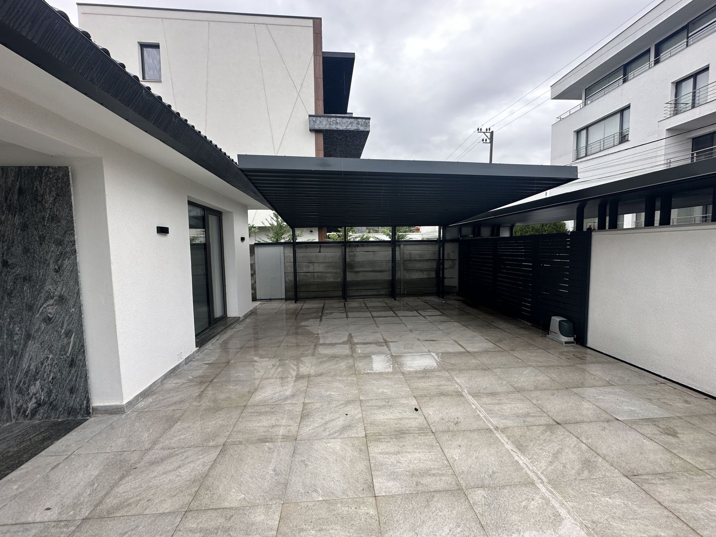 VIla S+P+1+M | Teren de 1000mp | Lift Interior | Finisata Complet - Poză 6