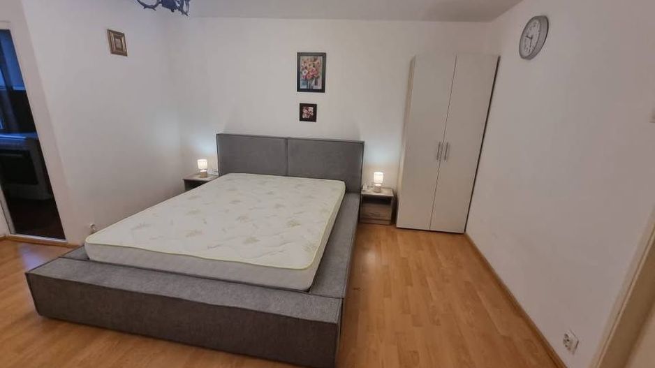 Apartament cu o cameră de închiriat în Craiova - Poză 1