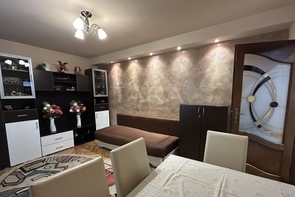 Apartament cu 3 camere în Mănăștur – spațios, luminos. - Poză 1