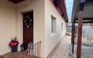 O căsuța cocheta, cu o atmosfera primitoare și calda - Poză 5