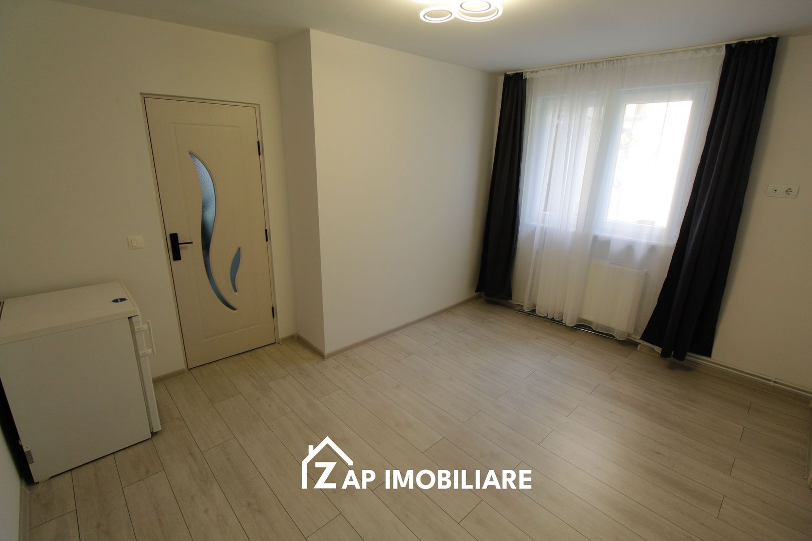 Aleea Savinesti - Ap 2 camere - Renovat complet - Poză 4