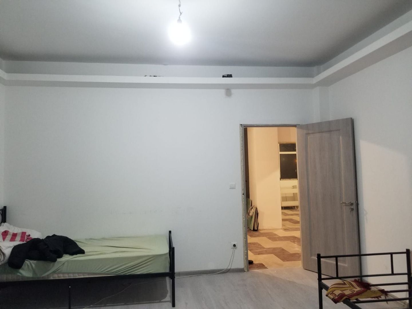 Cladire de birouri Mihai Bravu | langa statia de metrou 170Mp - Poză 11