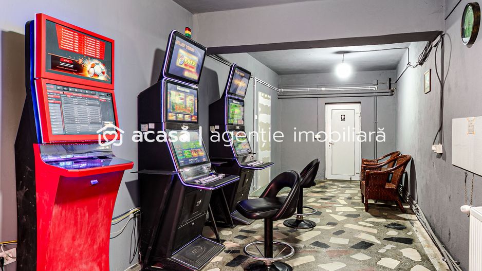 PRET REDUS! Casa la Macea - Poză 13