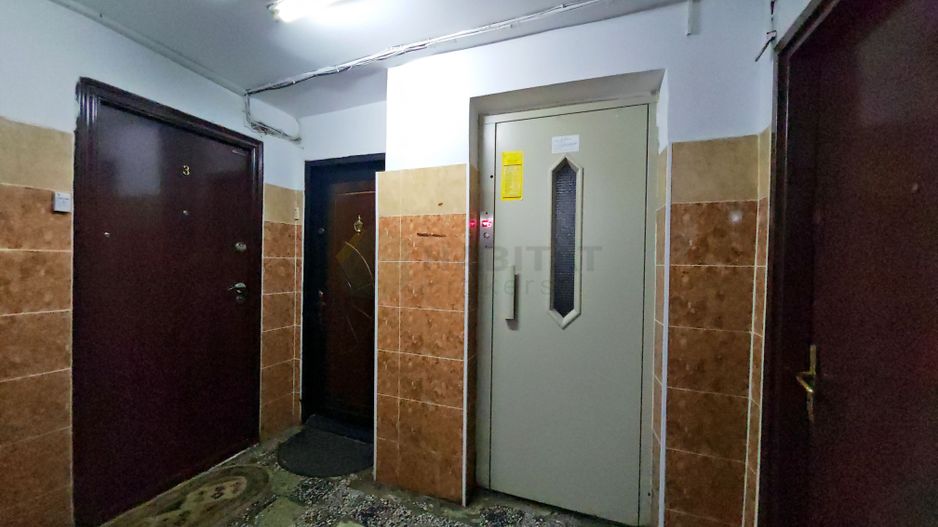 Urgent, 2 camere la preț de garsonieră, bloc reabilitat. - Poză 12