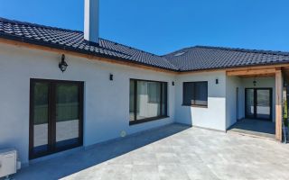 Casă spectaculoasă de vanzare situată în Tocile – „Mica Elvetie" - Poză 4