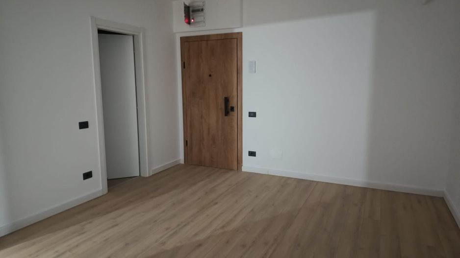 Apartament cu vedere la lac, 2 camere- Doamna Ghica - Poză 3