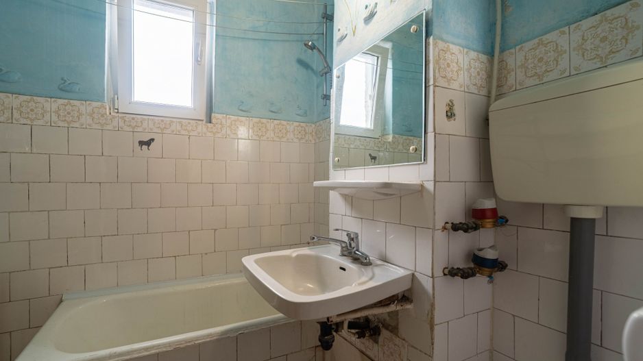 Apartament 4 camere decomandat - bvd. Revolutiei - COMISION 0 - Poză 7