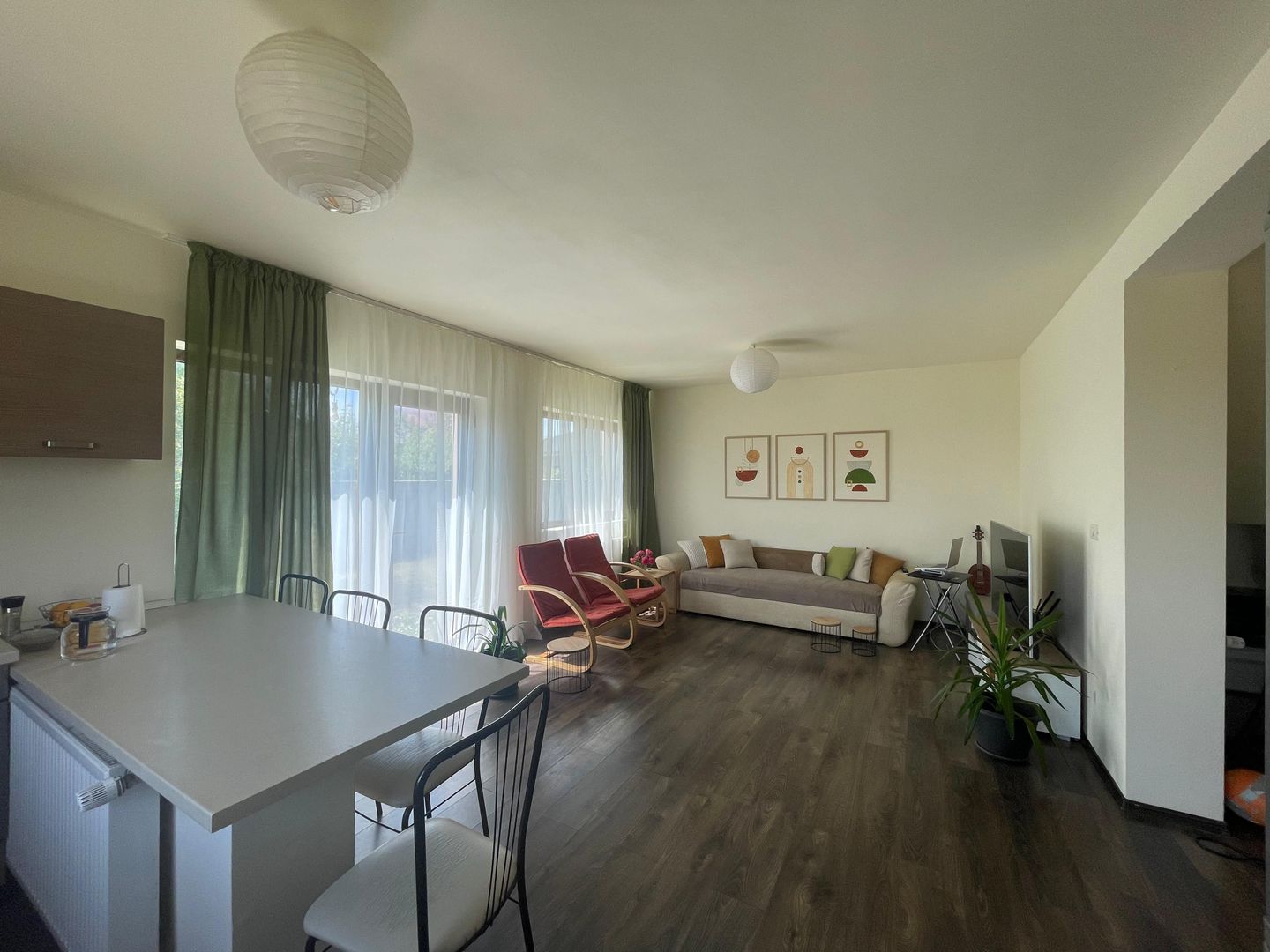 Casă individuală complet mobilată și utilată | Moșnița Nouă| - Poză 3