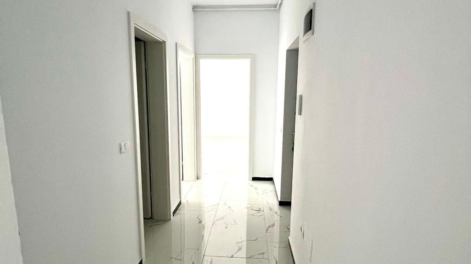 3 camere-Etaj 1-Zona Planetelor-Giroc - Poză 8