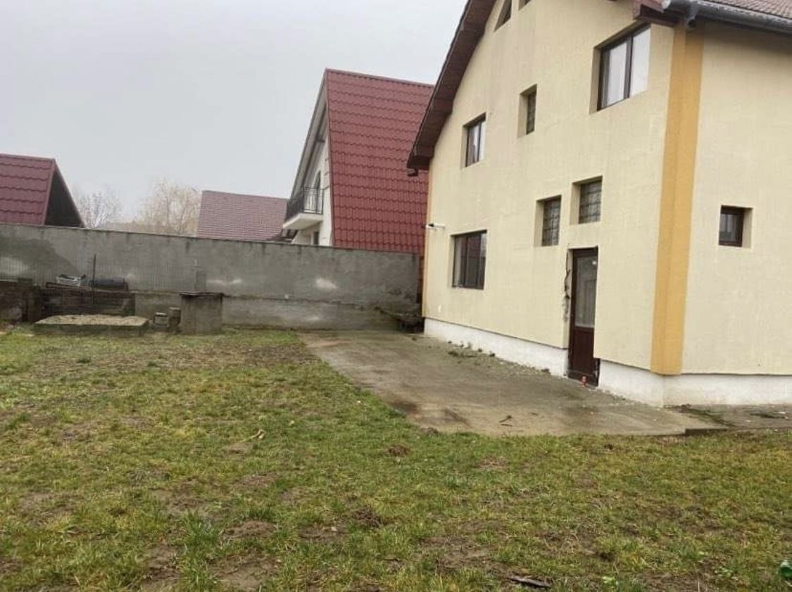 Vand casa cu mansarda - Poză 8