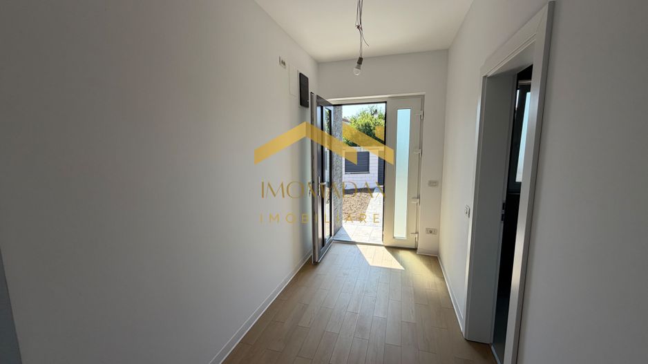 -Casa individuală -4 camere -2 băi - - Poză 5