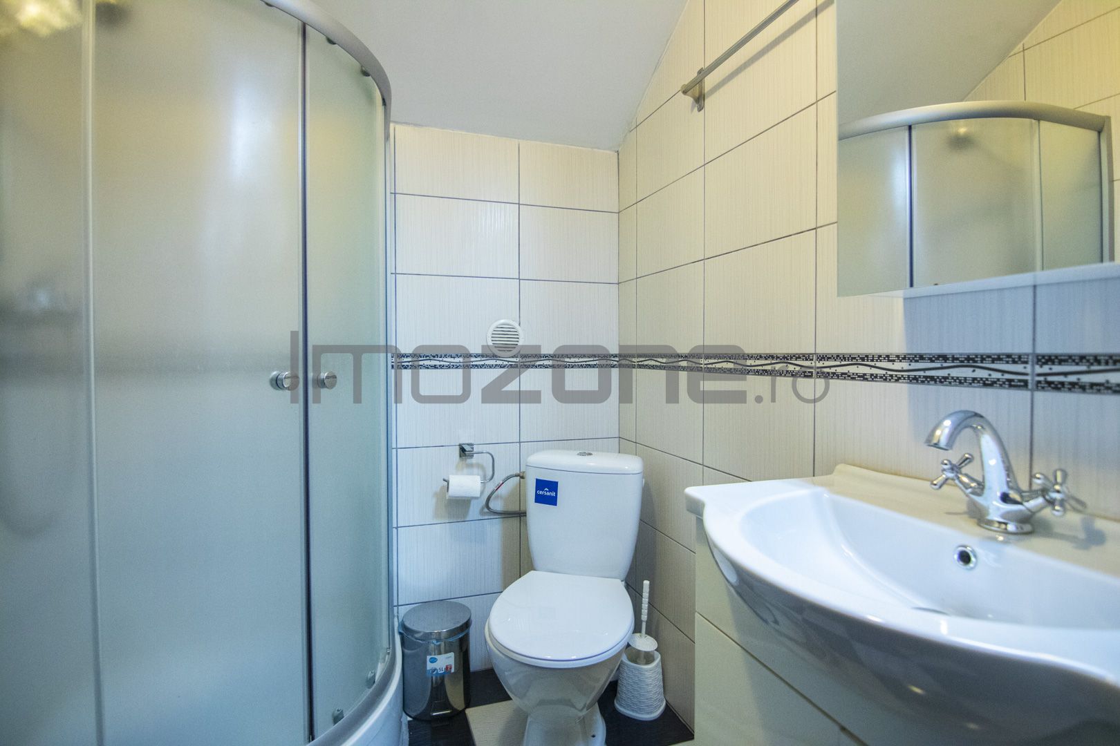 Casă / Vilă, 5 camere, teren 690 Mp., Prelungirea Ghencea - Maracineni - Poză 41