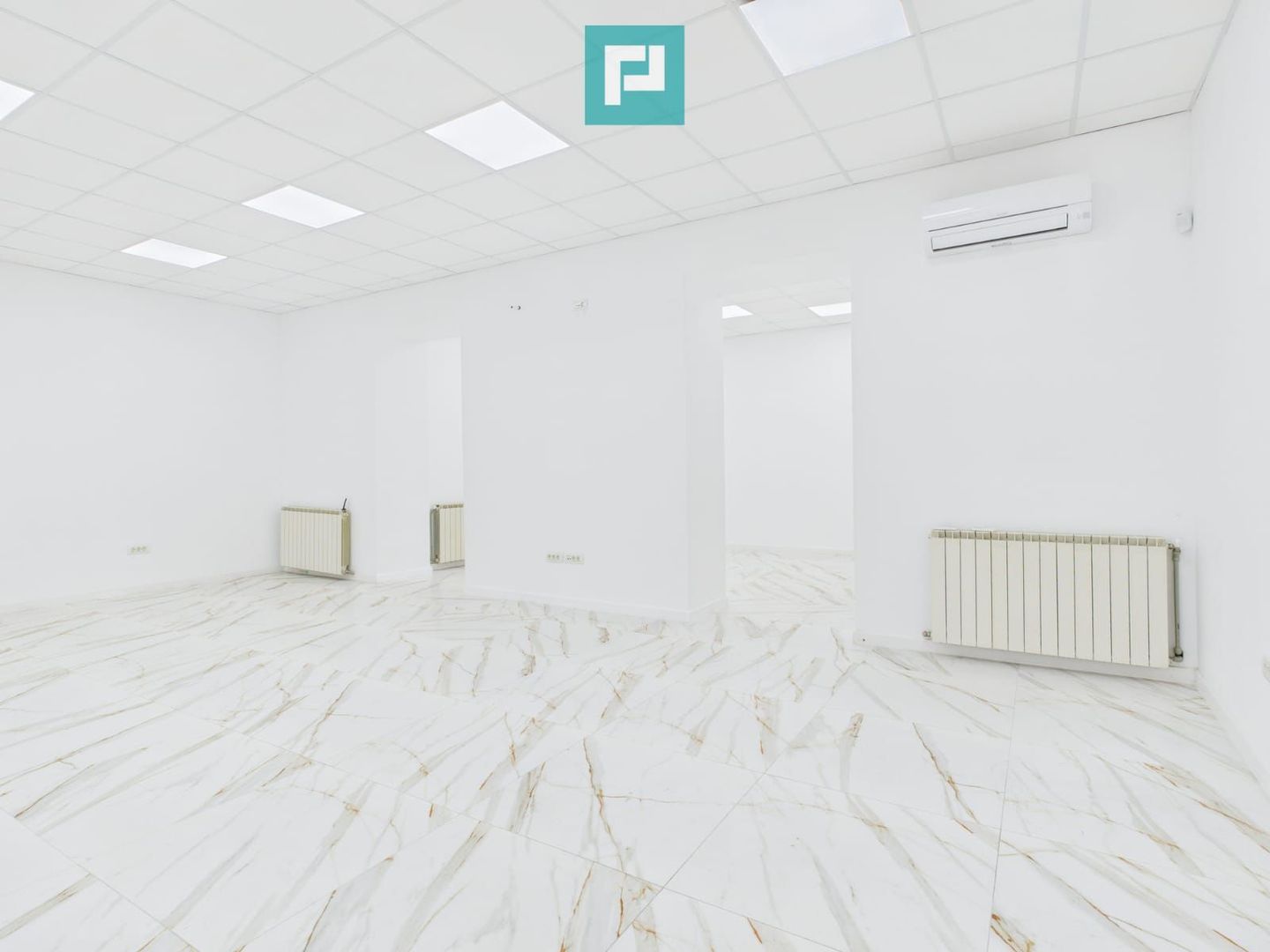 Proprietate de prestigiu în centrul Aradului - Poză 4