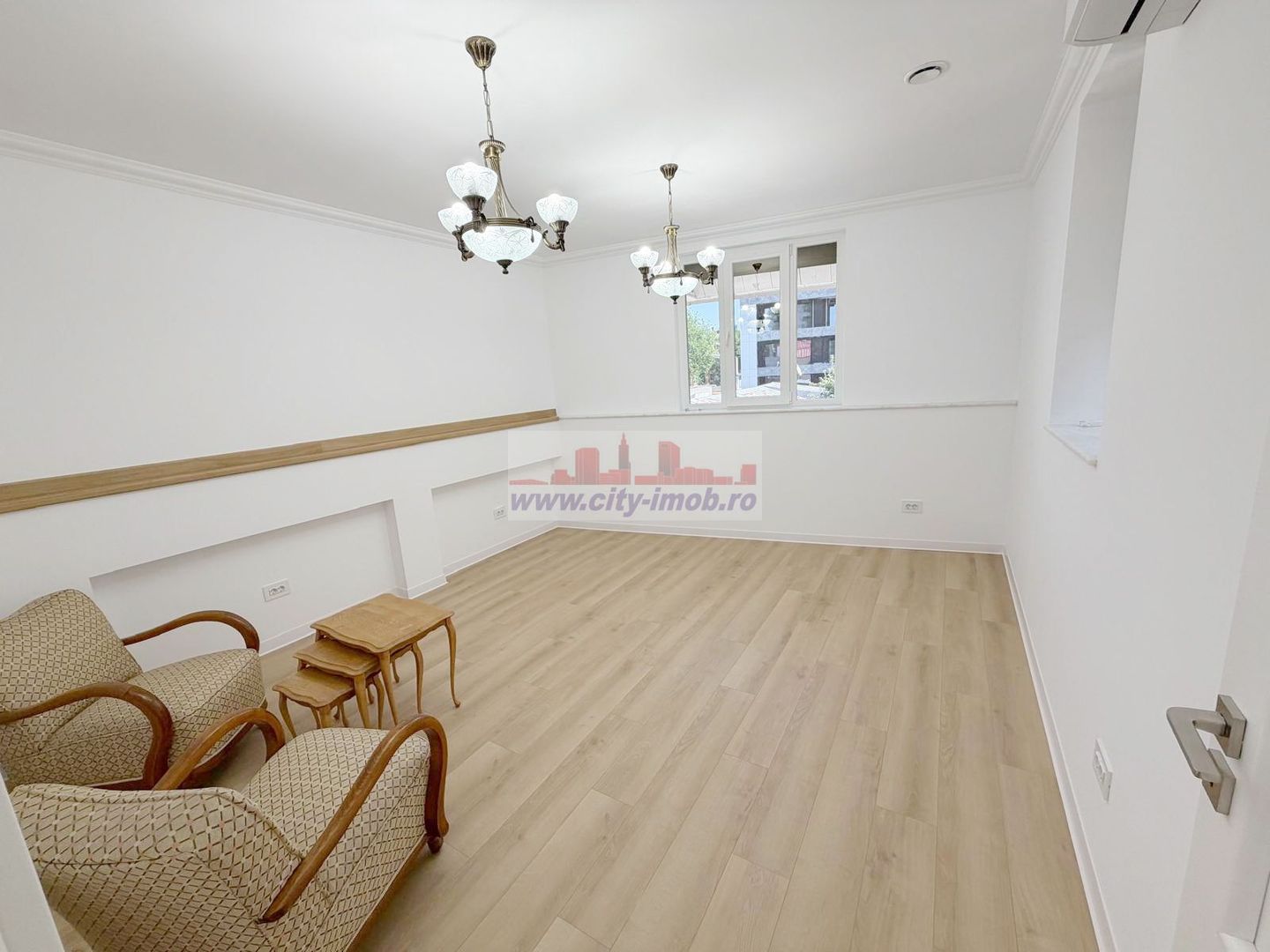 Inchiriere casa 5 camere,  Piața Victoriei,  Renovata 2025 - Poză 25