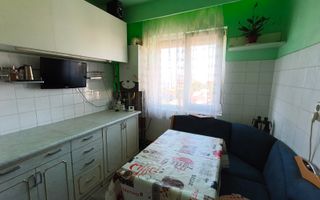 2 camere decomandat Circumvalatiunii cu Centrala si Garaj - Poză 9