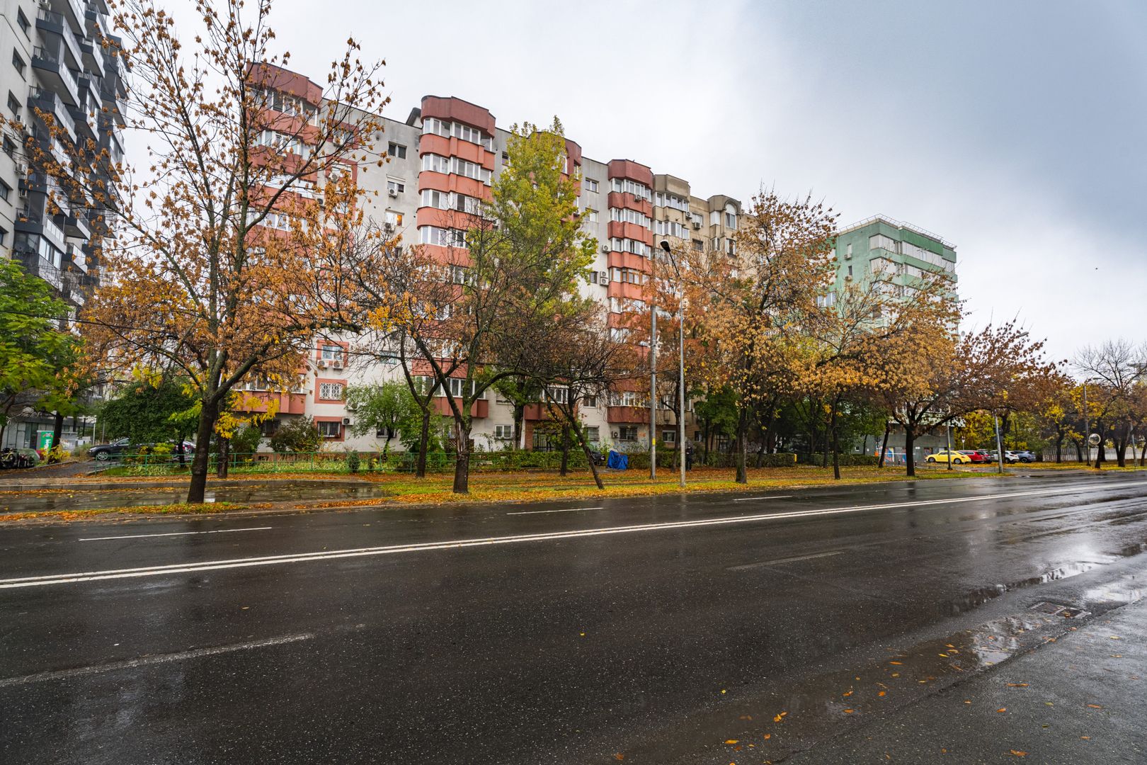 4 camere cu boiler, 13 Septembrie - Poză 21