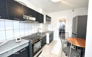 Apartament cu 3 camere, etaj 3, zona 300 Micalaca - Poză 4