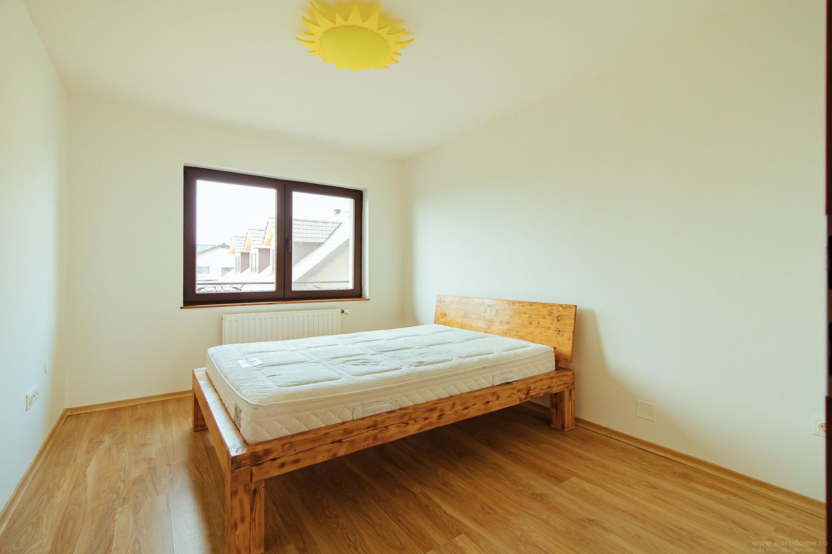 Casă nouă, intrare Stupini - Poză 20