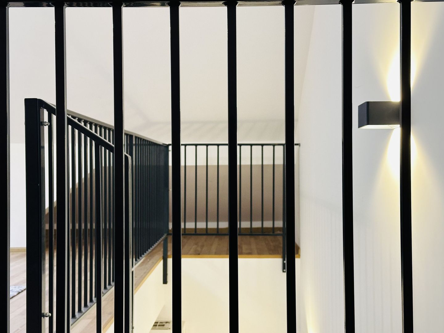 Ikea - Casa moderna cu 3 dormitoare, 130mp | Loc de joaca in mansarda - Poză 29