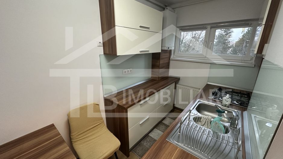 Apartament de 2 camere, decomandat, 55mp , Zona UMFST - Poză 6