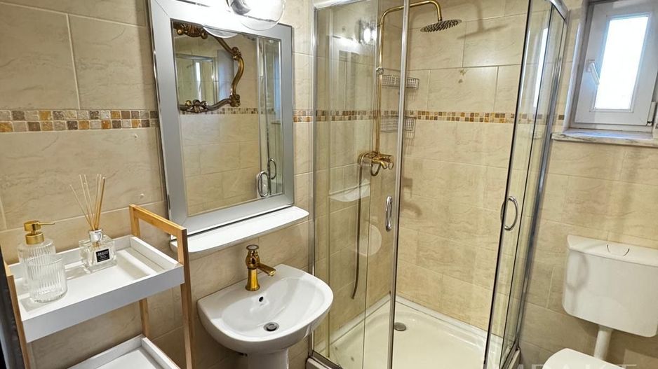 Casa individuala cu 5 camere si gradina in Colonia Sopor - Poză 10