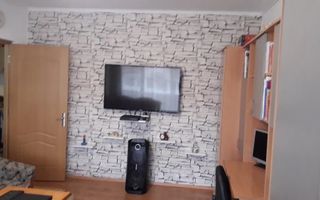 Apartament cu 2 camere, in Floresti - Poză 2