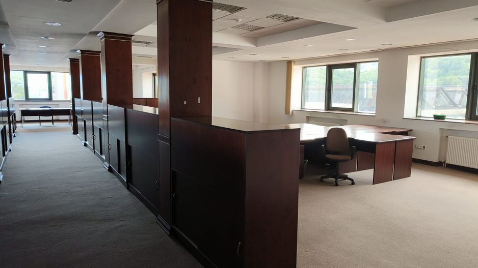 Spatiu de birouri zona Astra - Poză 19