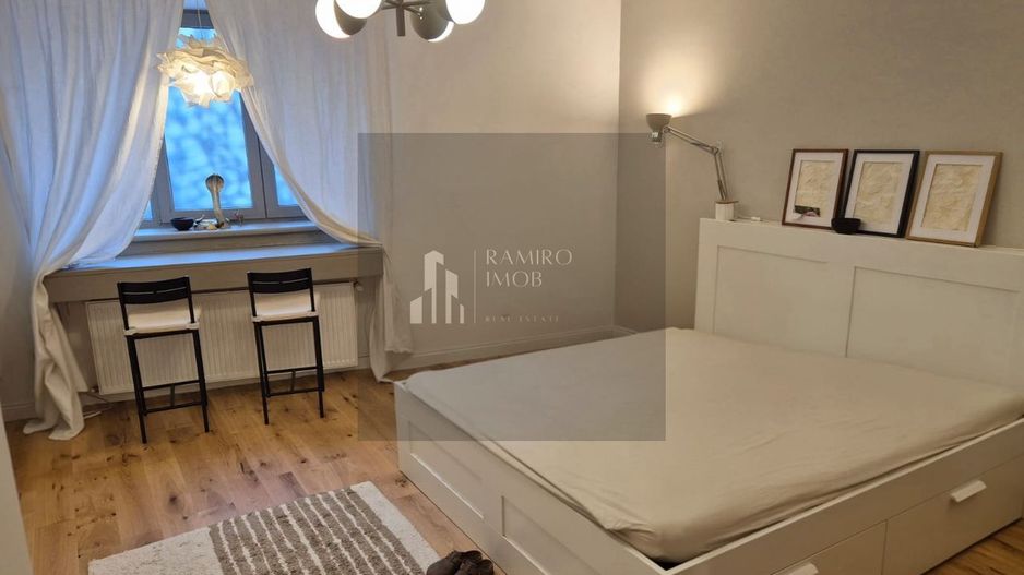 Vanzare 2 camere |  Vila | Renovat | Centrala | P-ta  Victoriei - Poză 1