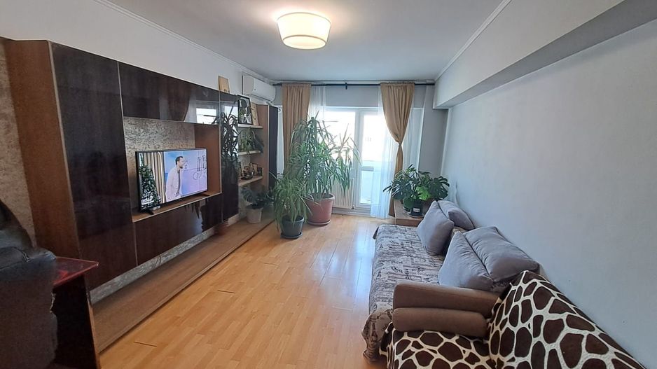 Apartament 3 camere Titan IOR Parc - Poză 1