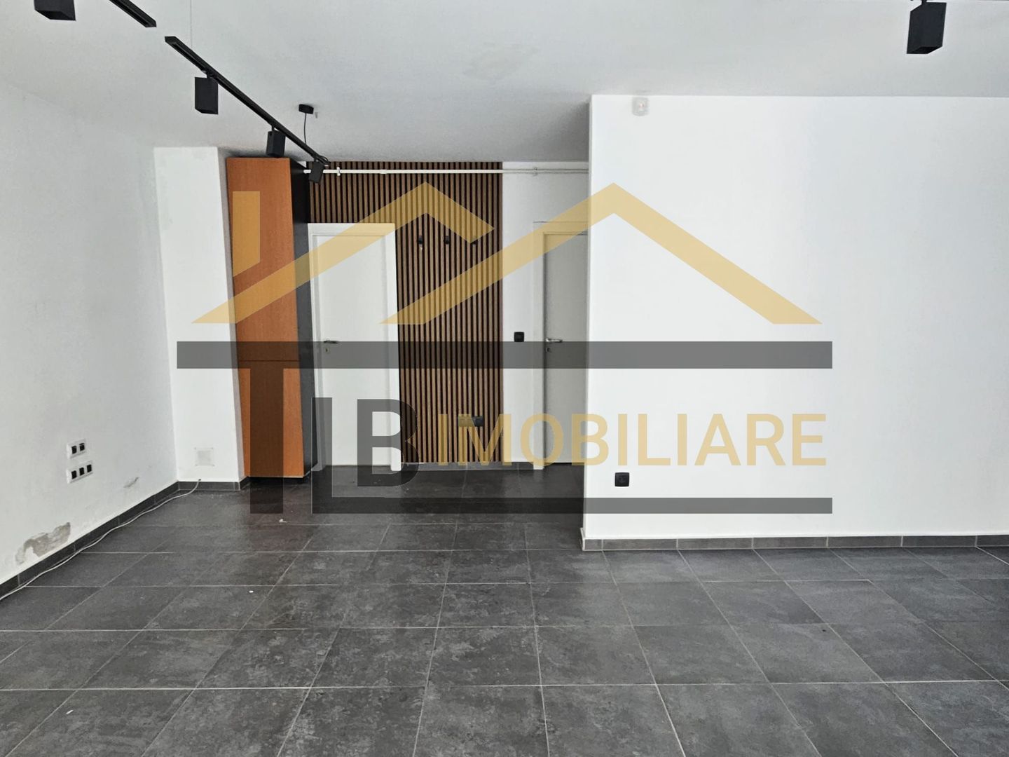 Spatiu comercial, 62,7mp, Zona Maurer - Poză 1