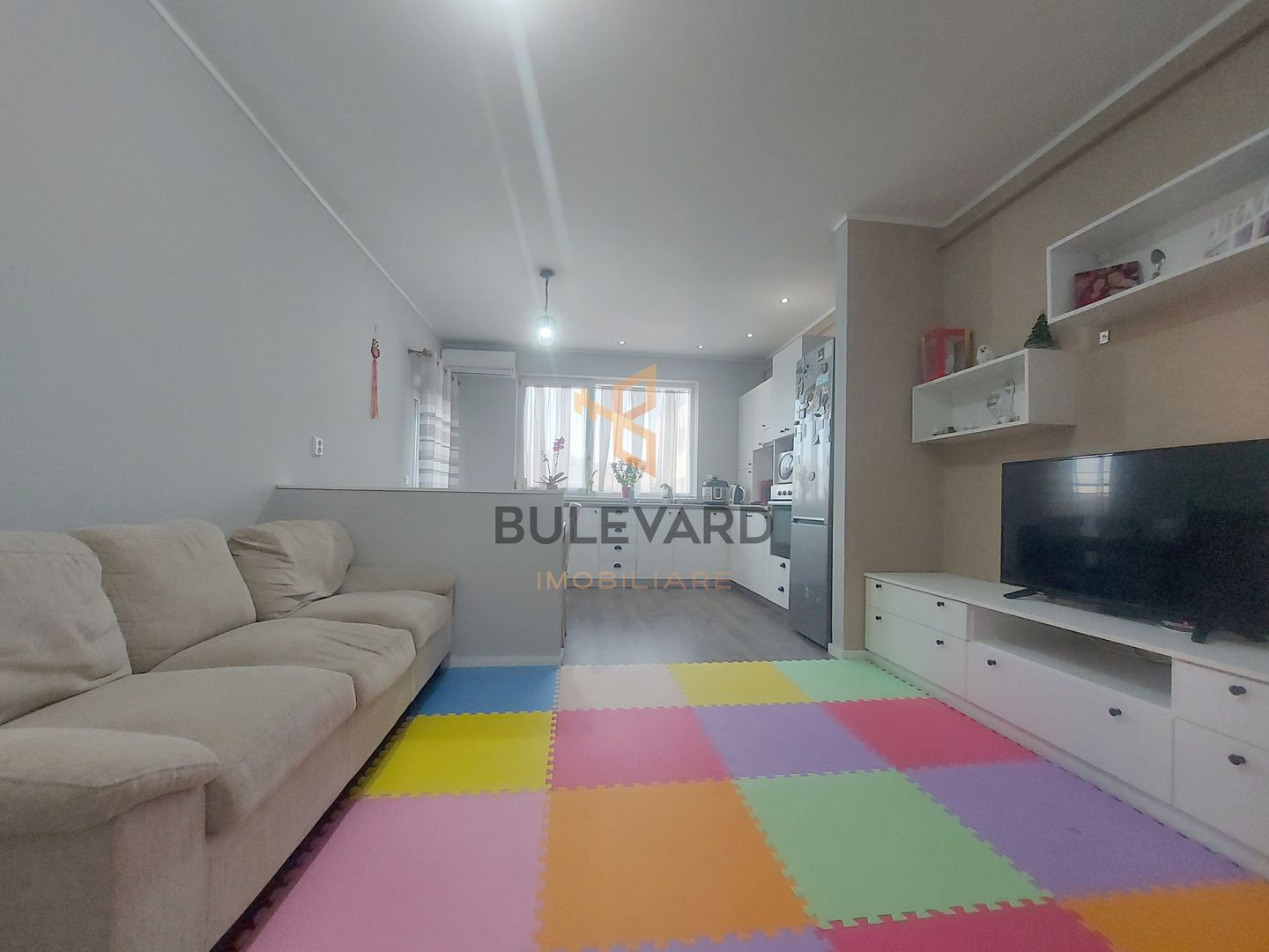 Apartament cu 3 camere, zona strazii Stadionului! - Poză 1