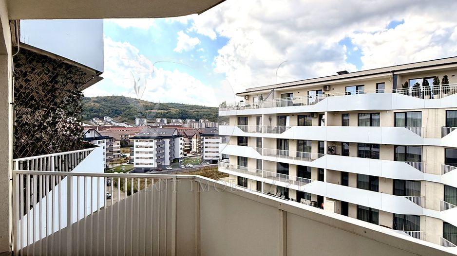 Apartament la cheie /etaj intermediar / Zona Eroilor - Poză 12