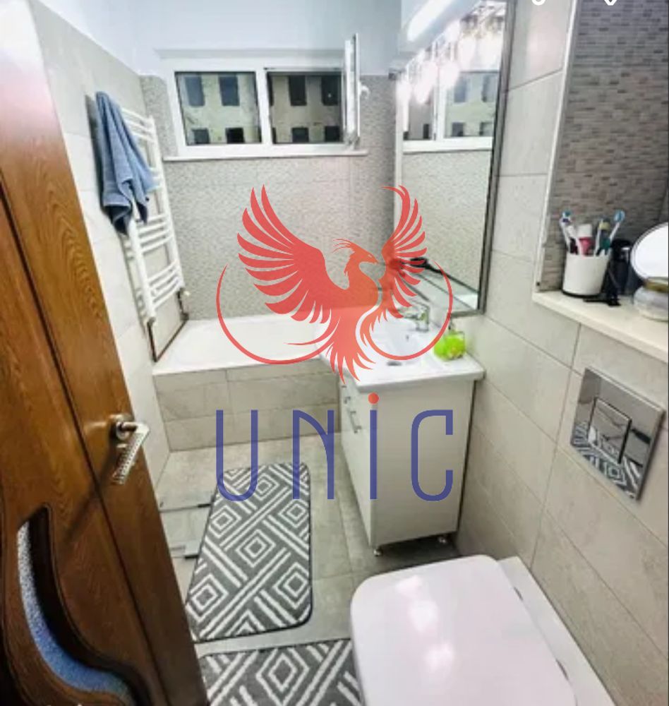 3 camere, etaj 2, Rovine - 129 000 Euro - Poză 8