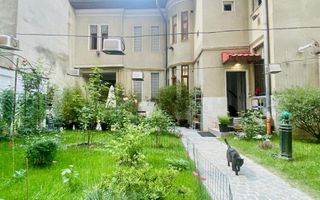 Casa cocheta cu gradina - Poză 1