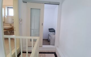 CENTRU SALA SPORTURILOR(COD03)- Casa interbelica si curte generoasa ! - Poză 7