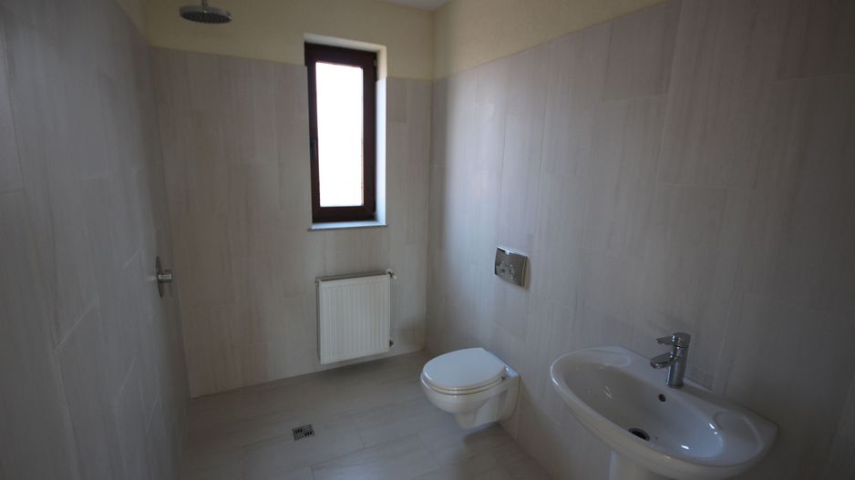 Spațiu de birouri/comercial de închiriat- PERIAM - Poză 14