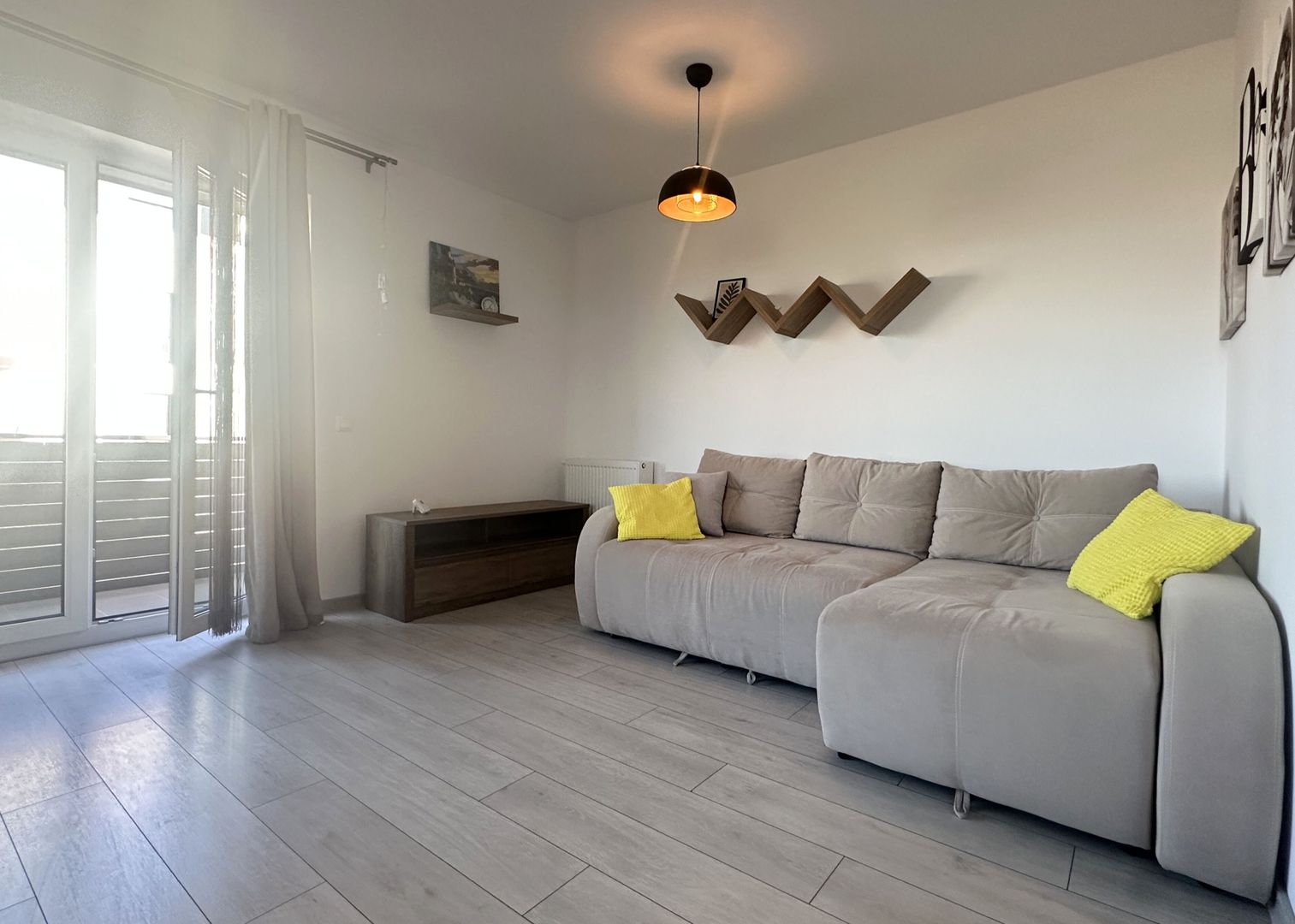 Vânzare apartament tip studio mobilat și utilat  Avantgarden 3 faza 4 - Poză 1