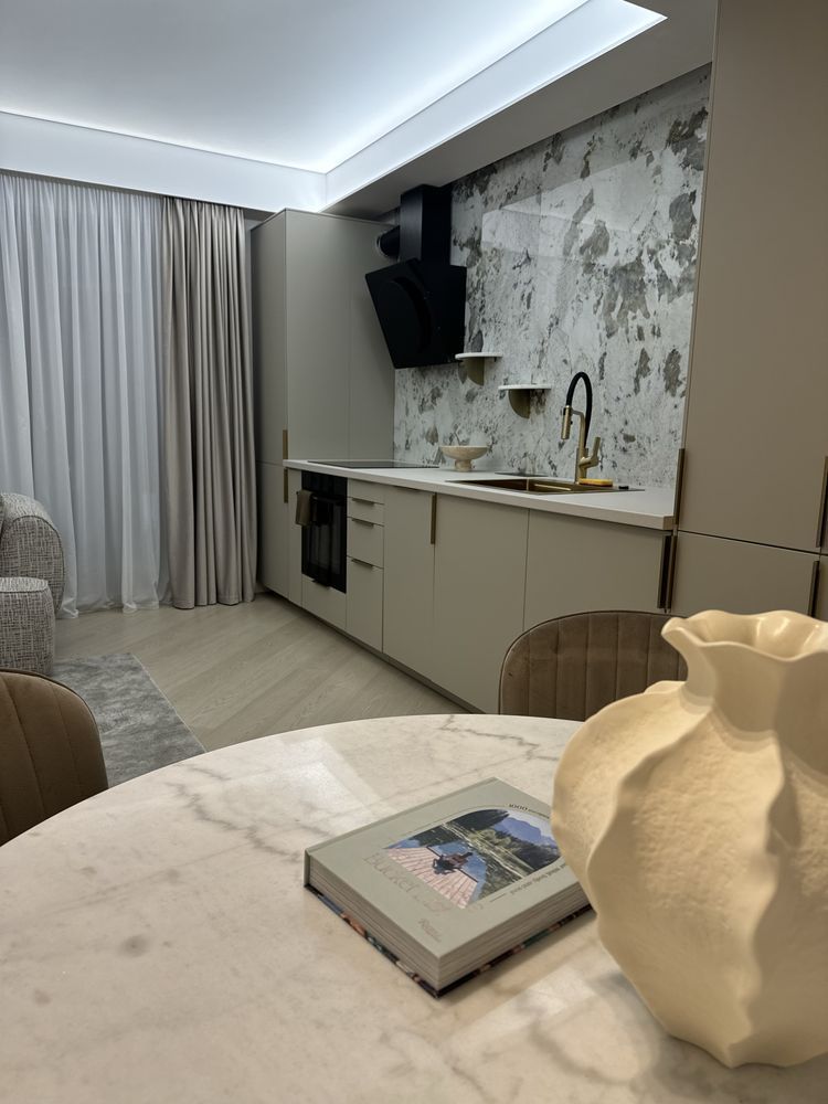 Apartament de inchiriat Cortina North + loc de parcare - Poză 2