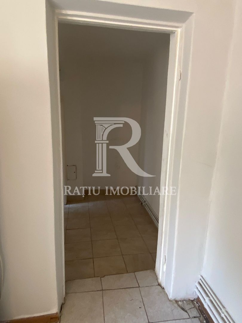 Casa cu 4 camere | Str.Louis Pasteur | Oradea - Poză 9