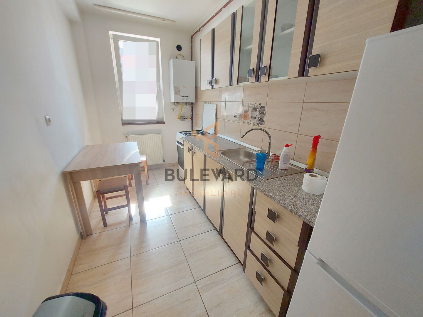 Apartament cu 2 camere decomandate,  zona strazii Cetatii! - Poză 5