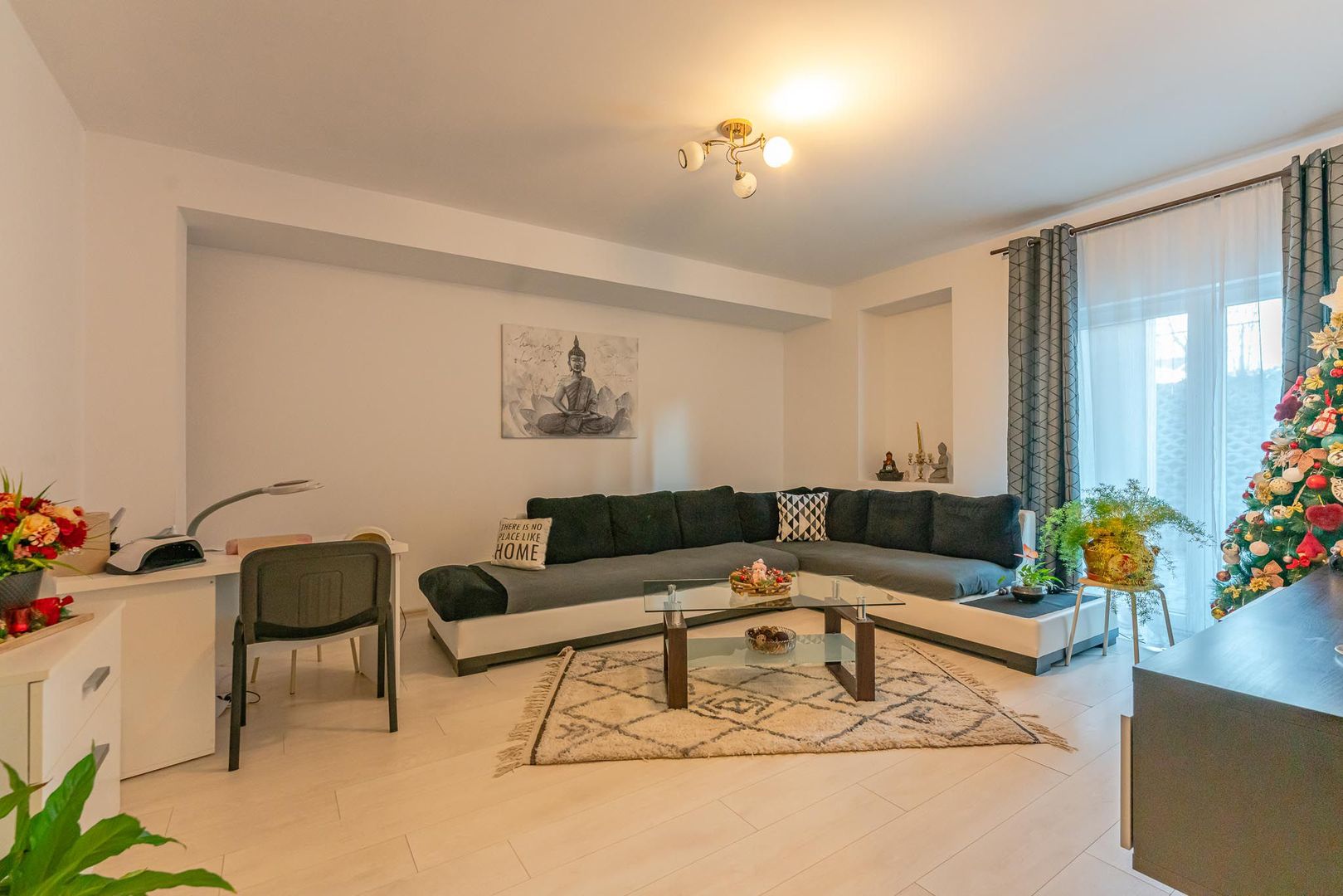 Apartament 2 camere, cu terasă și facilități locale aproape - Poză 2