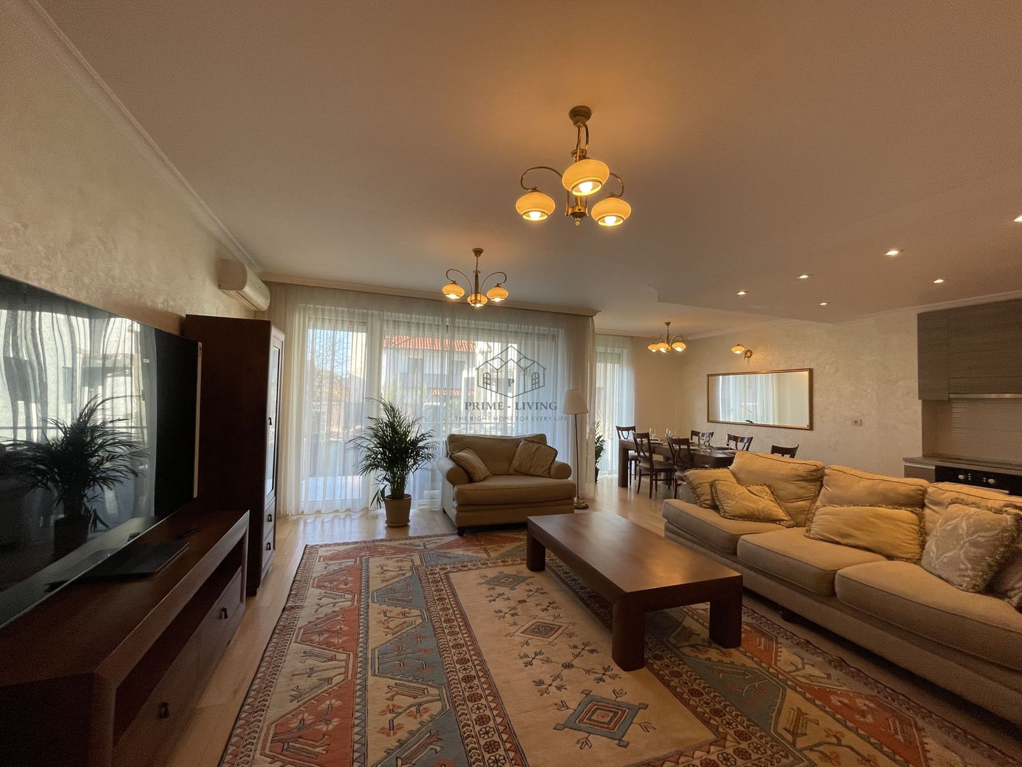 APARTAMENT CU 3 CAMERE, PARTER CU GRADINA LA INCHIRIERE IN COMPLEX - Poză 2