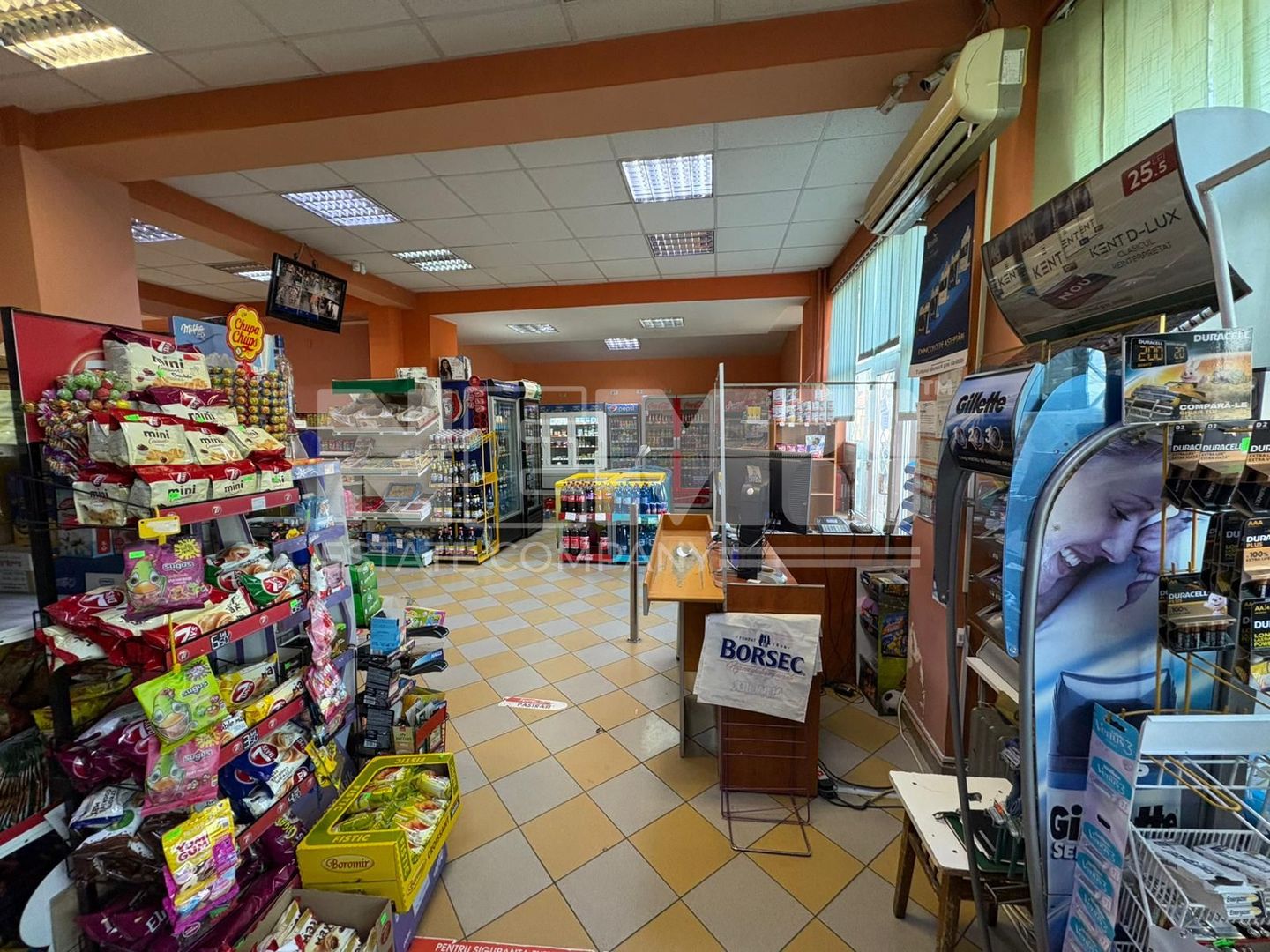 Spațiu comercial | 100 mp + 40 mp depozit | Rădăuți - Poză 2