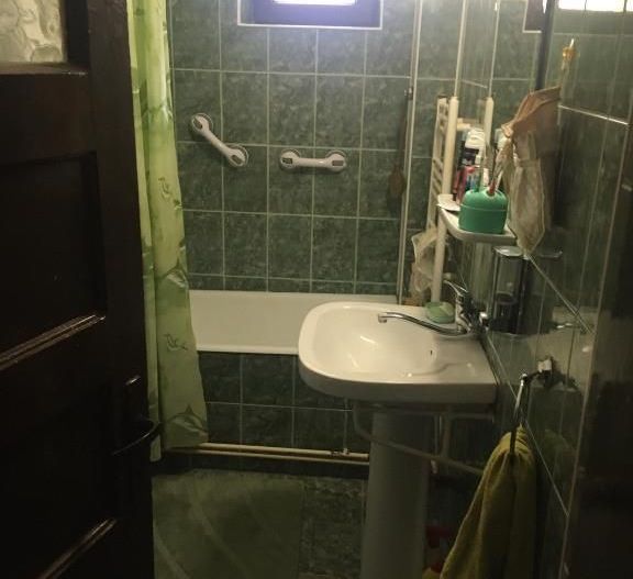 vanzare casa - Busteni ( doua corpuri de cladire si teren) - 0% comisi - Poză 7