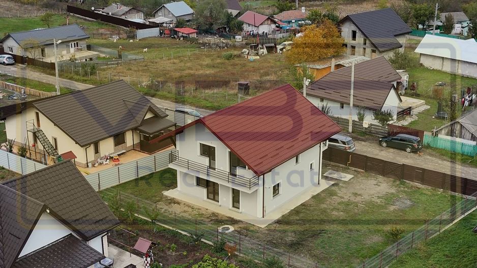 Vila 5 camere- teren 500mp- 140mp Miroslava- Cornesti - Poză 37