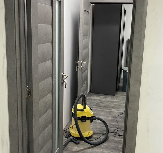 Apartament 3 camere  Dacia  etaj 2 cu centrala - Poză 5